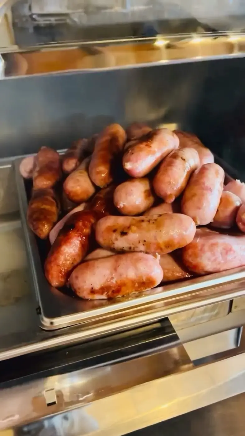 Longanizas y embutidos de la parrilla libre de La Fama